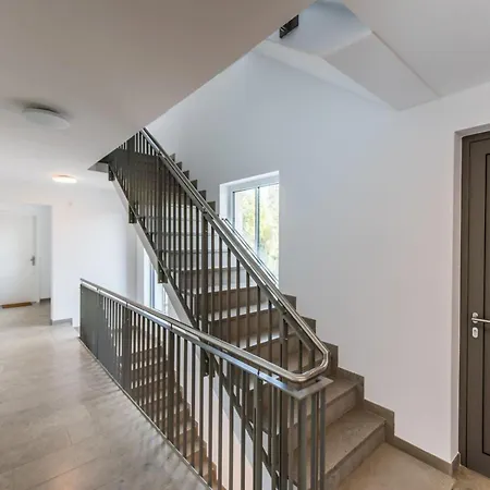 Lägenhet Bright Fuer Bis Zu 5 Erlangen