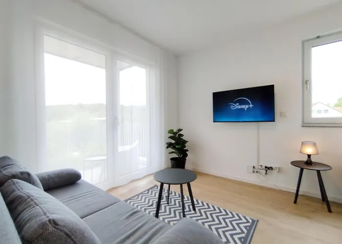 Bright Fuer Bis Zu 5 Апартаменты Эрланген
